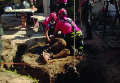 Bomberos de Río Tercero rescató a hombre que cayó a pozo negro de 10 metros en Corralito