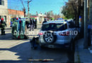 Violento vuelco de auto con dos personas mayores atrapadas en Las Heras y 12 de Octubre (fotos y video)