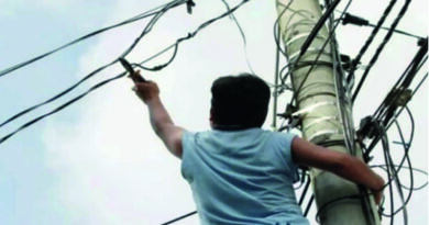 Tres barrios se quedaron sin luz por varios minutos debido a un robo de cables