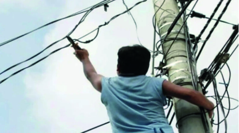 Tres barrios se quedaron sin luz por varios minutos debido a un robo de cables