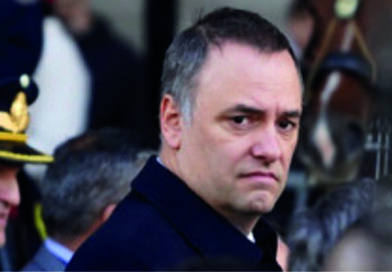 Adorni declaró ahorros en negro por 506.000 dólares desde antes de asumir