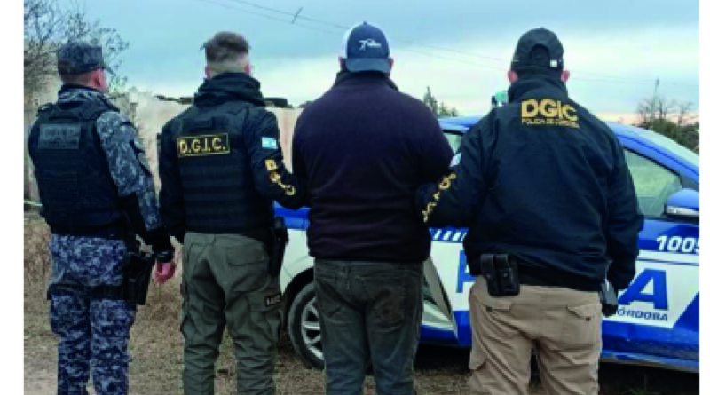 En investigación por robo, detuvieron a riotercerense de 38 años con varias armas en su casa