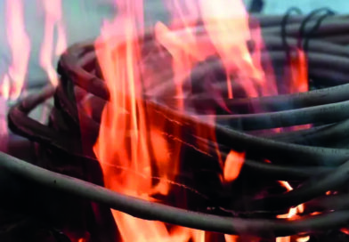 Riotercerenses se fueron lejos a quemar cables, igual los descubrieron