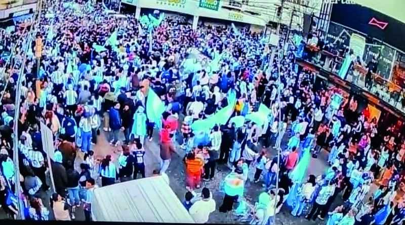 Estiman en 12.000 personas las que se juntaron a festejar en el centro de Río Tercero: ningún incidente