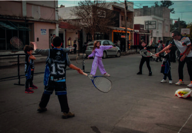 El Planazo de vacaciones invita a los chicos a jugar en la calle: habrá juegos, artes, sorteos y pururú