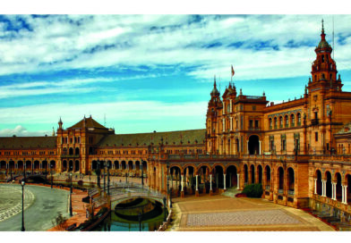 La UNRT firmó un convenio de colaboración con la prestigiosa universidad de Salamanca, España