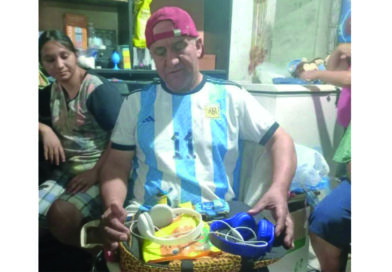 Hugo Valle festejará el Día del Niño en Parque Monte Grande y necesita juguetes y golosinas