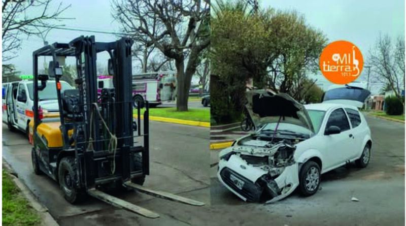 Salida de Bomberos: choque entre auto y montacargas, con conductora en shock llevada al hospital