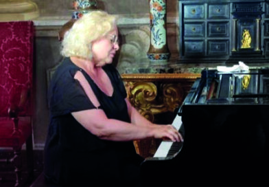 La destacada pianista italiana Cinzia Bartoli actúa este viernes 25 en la Biblioteca Popular Urquiza